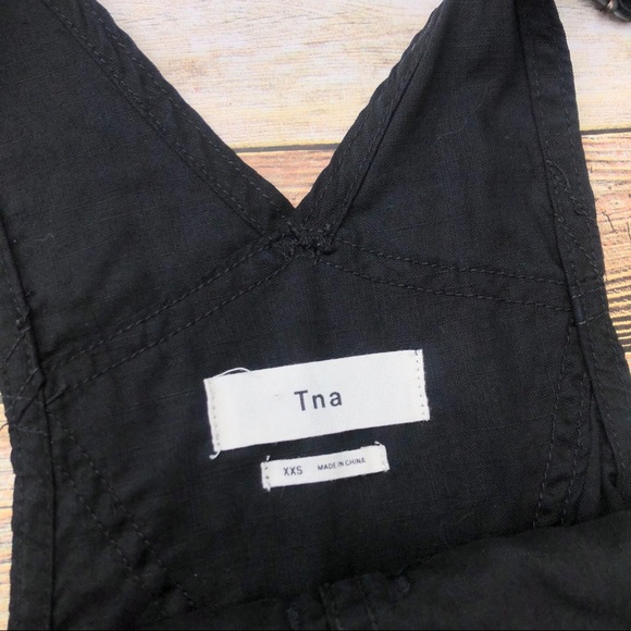 Aritzia (TNA) Senyru Romper Shortalls - Picture 3 of 5